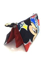 Cargar imagen en el visor de la galería, Estuche con tres apartados de Mickey Disney
